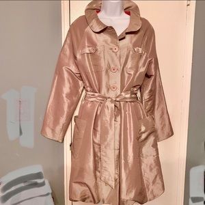 Valérie Dumaine Pick up Hem Silky Raincoat Coat